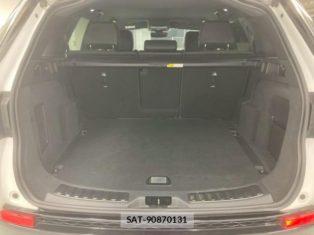 Land Rover DISCOVERY 2024-06 8006489-11