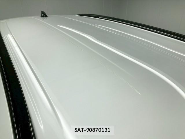 Land Rover DISCOVERY 2024-06 8006489-17