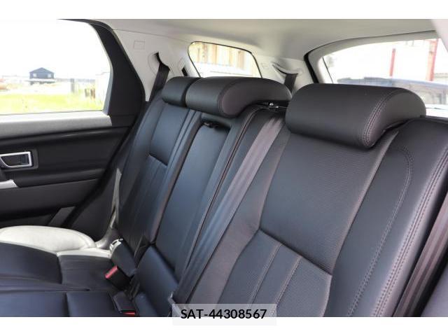 Land Rover DISCOVERY 2017-06 8010700-15