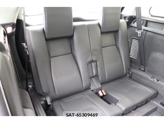 Land Rover DISCOVERY 2018-12 8010708-16