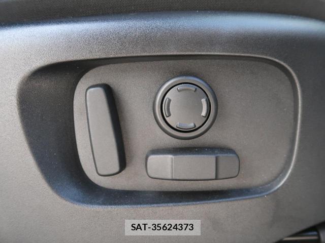 Land Rover DISCOVERY 2024-11 8011593-5
