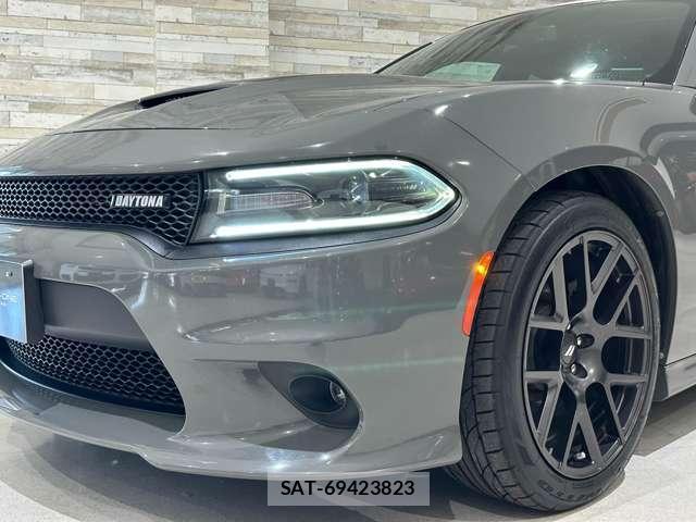 Dodge CHARGER 2019-06 8010966-7