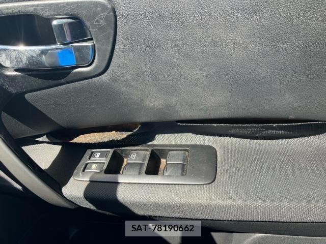 Nissan DUALIS 2007-11 8003780-17