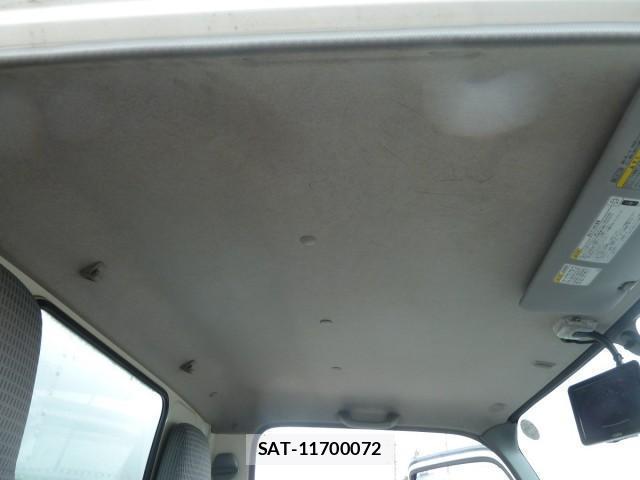 Hino DUTRO 2013-03 8002965-8