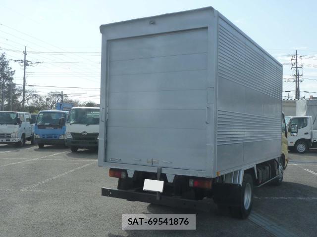 Hino DUTRO 2011-10 8002969-13