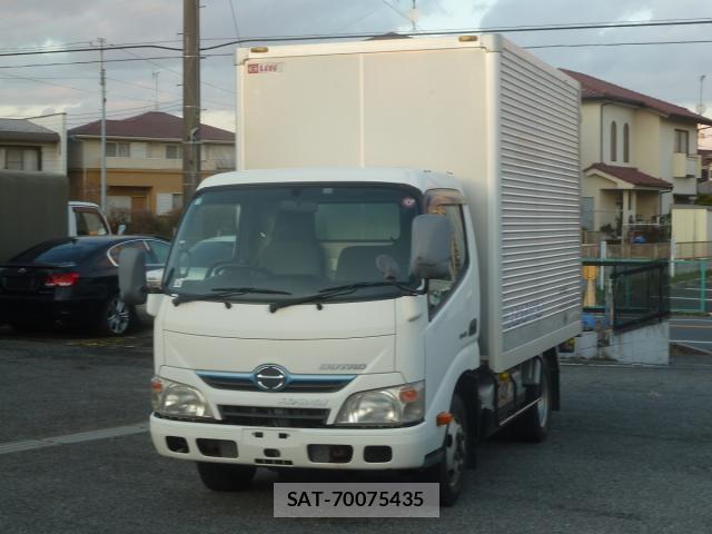 Hino DUTRO 2011-11 8002970-10