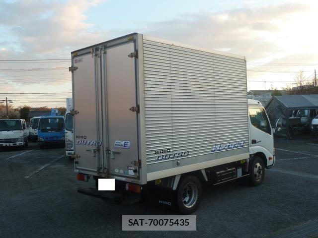 Hino DUTRO 2011-11 8002970-11