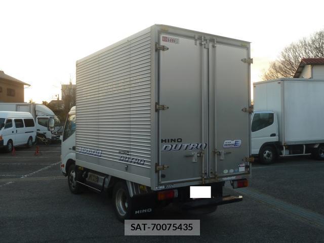 Hino DUTRO 2011-11 8002970-12
