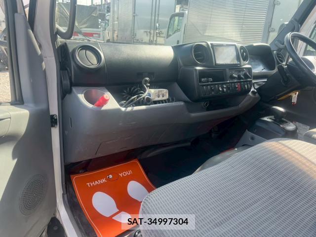 Hino DUTRO 2014-12 8011494-6
