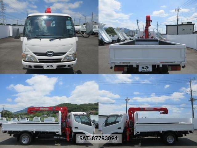 Hino DUTRO 2012-09 8003140-1