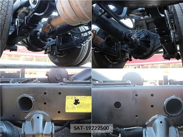 Hino DUTRO 2012-08 8009568-10