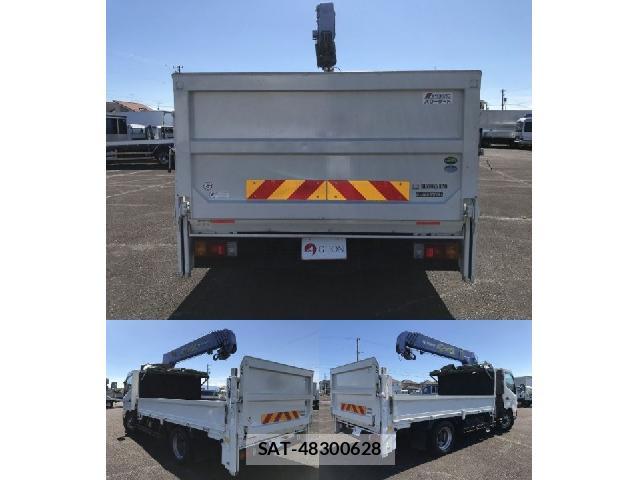 Hino DUTRO 2015-01 8011058-10