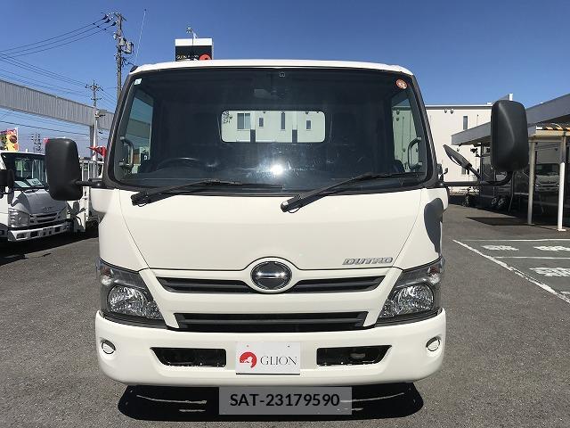 Hino DUTRO 2019-08 8011059-1