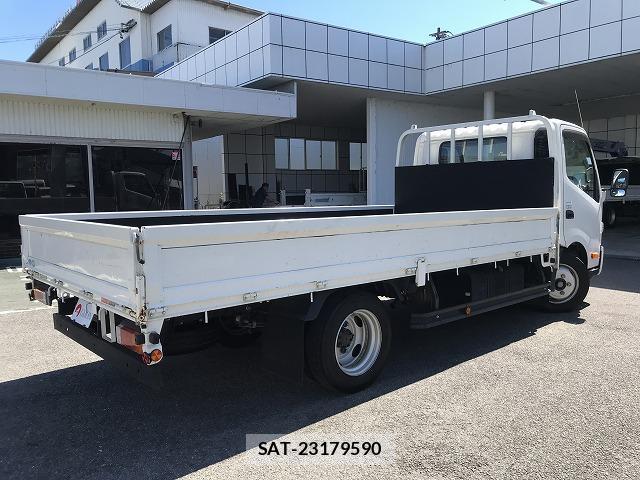 Hino DUTRO 2019-08 8011059-7