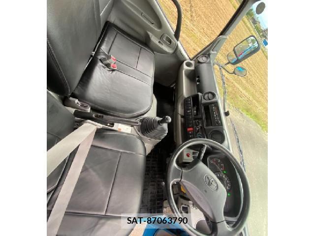 Toyota DYNA TRUCK 2014-09 8007182-2