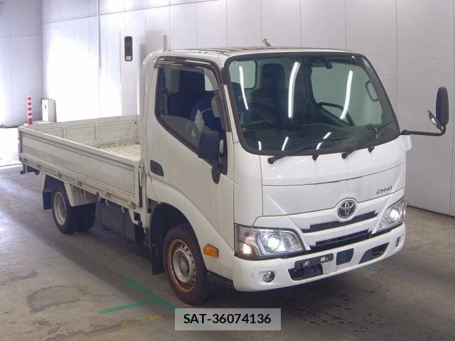 Toyota DYNA TRUCK 2022-07 8008856-0