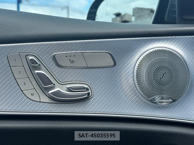 Mercedes Benz E-CLASS 2018-03 8006866-1