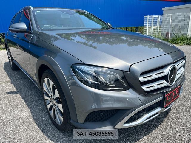 Mercedes Benz E-CLASS 2018-03 8006866-12
