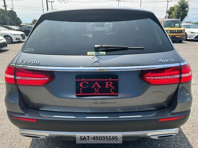 Mercedes Benz E-CLASS 2018-03 8006866-15