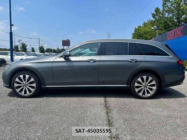 Mercedes Benz E-CLASS 2018-03 8006866-17