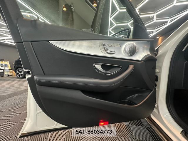 Mercedes Benz E-CLASS 2017-09 8010656-14