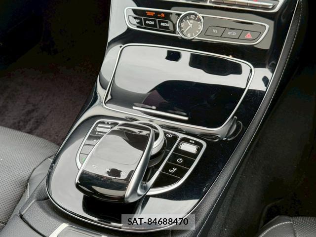 Mercedes Benz E-CLASS 2018-12 8011879-15