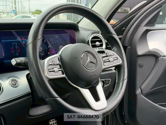 Mercedes Benz E-CLASS 2018-12 8011879-9