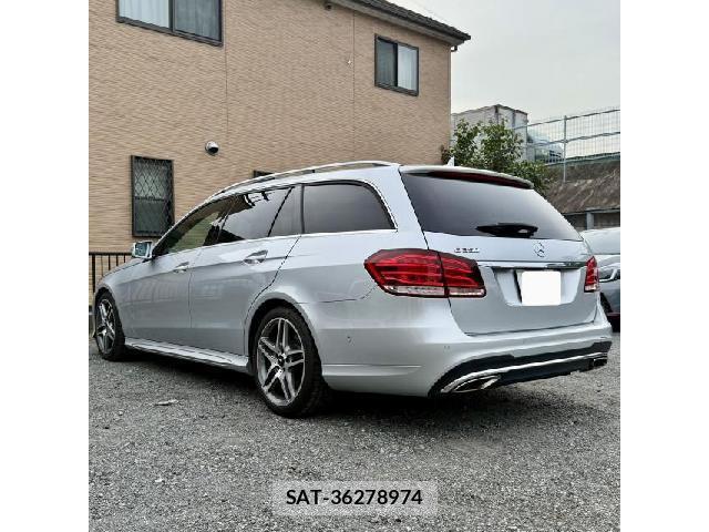 Mercedes Benz E-CLASS 2014-12 8003639-14