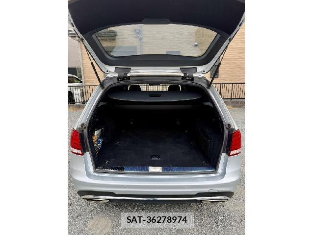 Mercedes Benz E-CLASS 2014-12 8003639-18