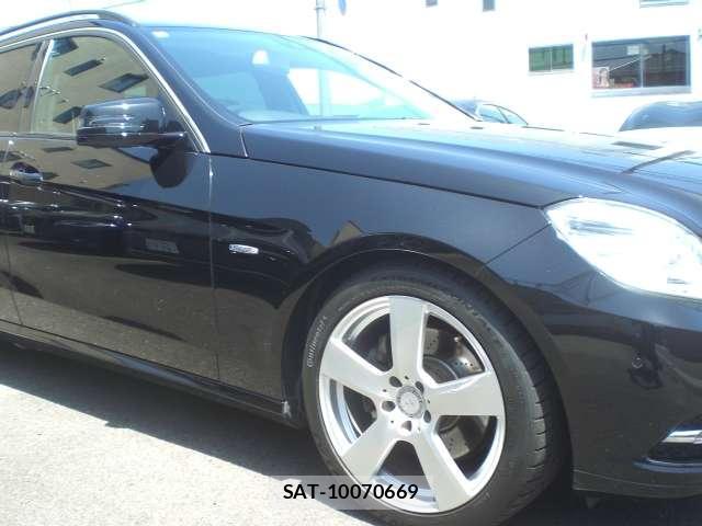 Mercedes Benz E-CLASS 2012-02 8003713-10