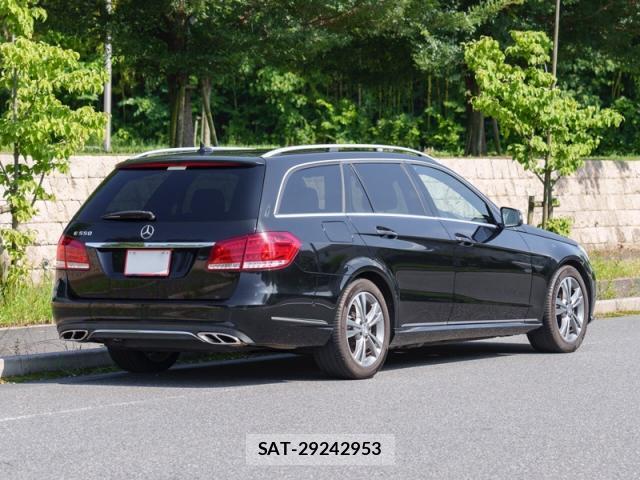 Mercedes Benz E-CLASS 2013-08 8004090-13