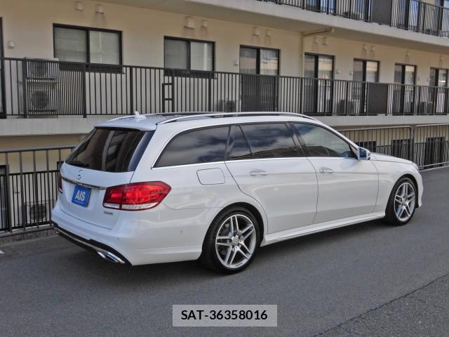 Mercedes Benz E-CLASS 2013-07 8004285-12