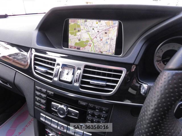 Mercedes Benz E-CLASS 2013-07 8004285-4