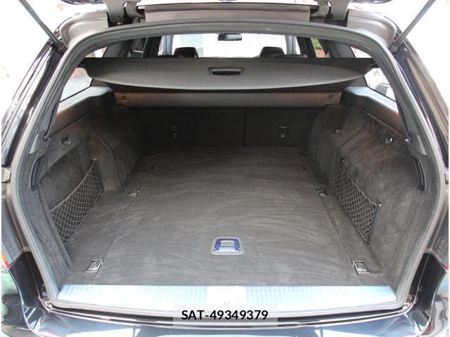 Mercedes Benz E-CLASS 2015-08 8004444-18