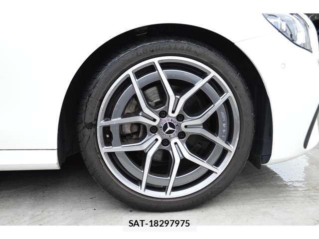 Mercedes Benz E-CLASS 2021-03 8005170-9