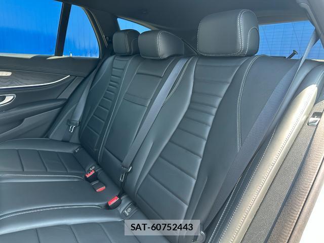 Mercedes Benz E-CLASS 2018-07 8006859-14