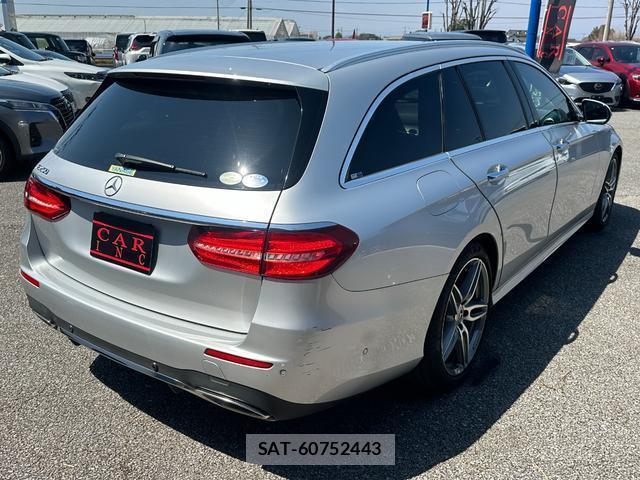 Mercedes Benz E-CLASS 2018-07 8006859-6