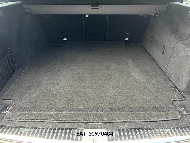 Mercedes Benz E-CLASS 2017-09 8006862-15
