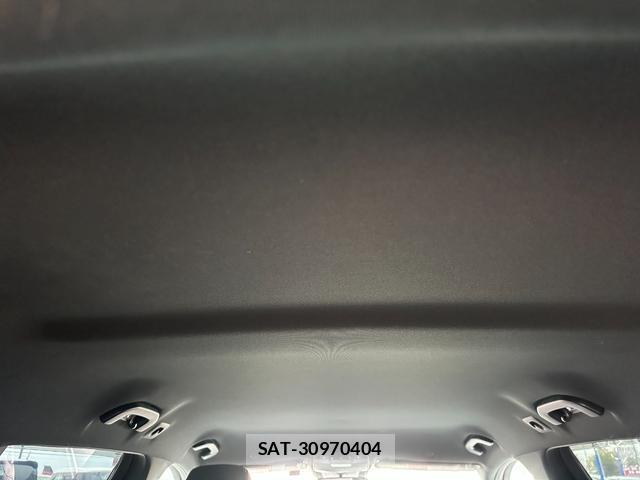 Mercedes Benz E-CLASS 2017-09 8006862-16
