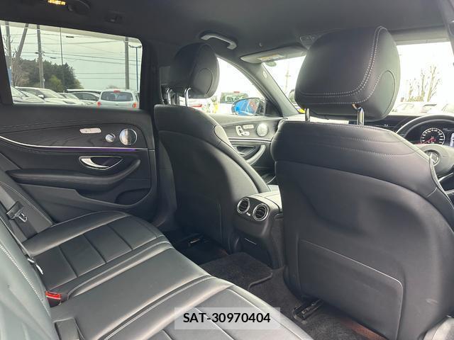 Mercedes Benz E-CLASS 2017-09 8006862-18
