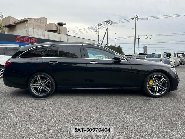Mercedes Benz E-CLASS 2017-09 8006862-4