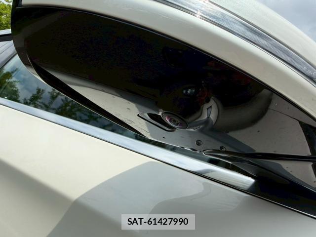 Mercedes Benz E-CLASS 2018-05 8007537-16