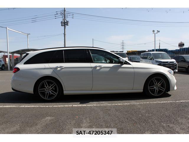 Mercedes Benz E-CLASS 2017-04 8008609-1