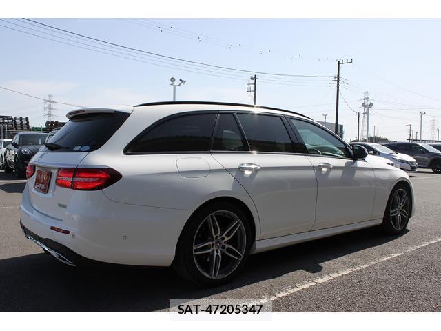 Mercedes Benz E-CLASS 2017-04 8008609-18