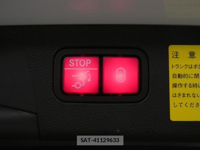 Mercedes Benz E-CLASS 2016-12 8008721-17