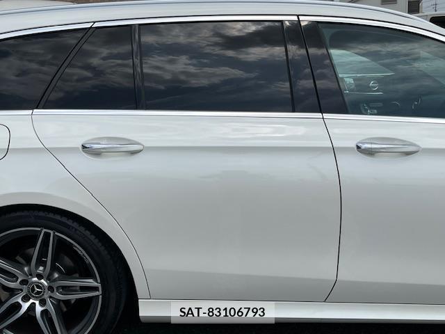 Mercedes Benz E-CLASS 2018-09 8008737-17