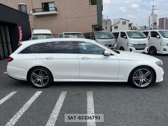 Mercedes Benz E-CLASS 2018-09 8008737-4