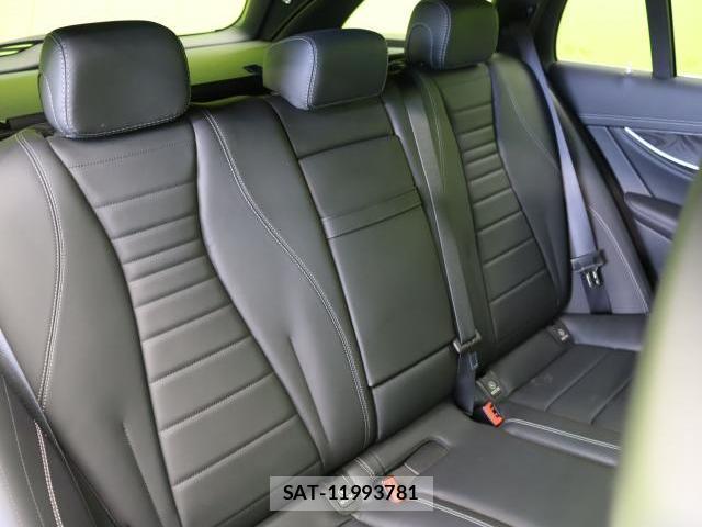 Mercedes Benz E-CLASS 2019-07 8008920-9