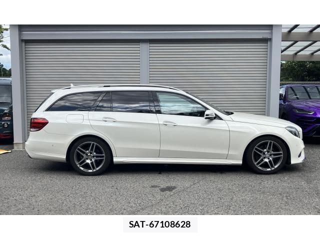 Mercedes Benz E-CLASS 2016-05 8008948-17