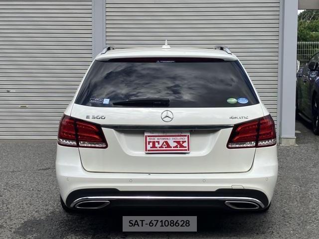 Mercedes Benz E-CLASS 2016-05 8008948-18